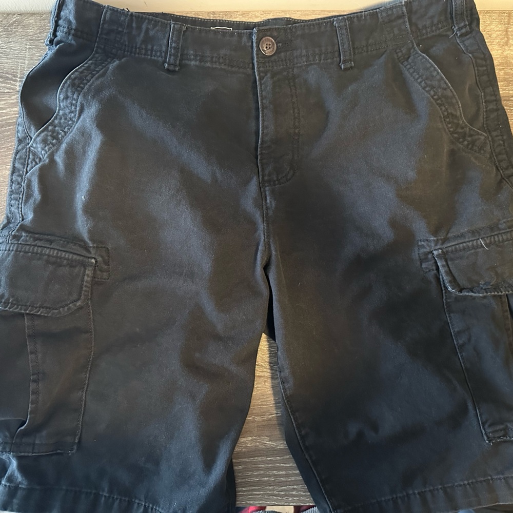 Urban Pipeline Black Cargo Shorts 38 Waist